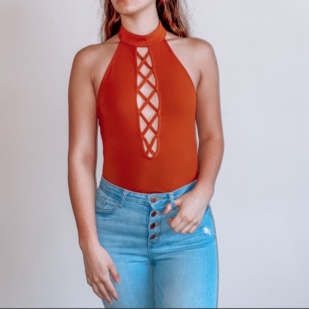 Brand new bodysuit❤️‍🔥2/18$❤️‍🔥